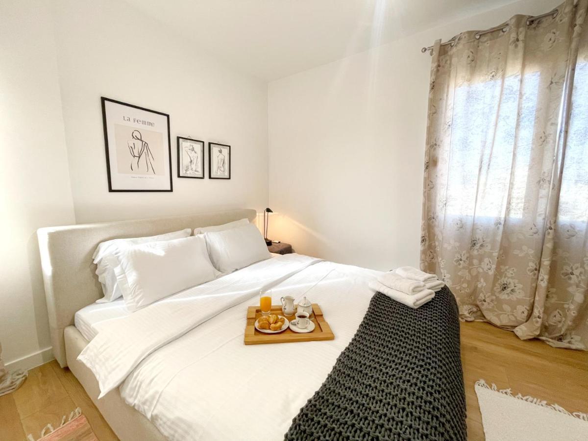 Metro Suites Tirana Exteriör bild